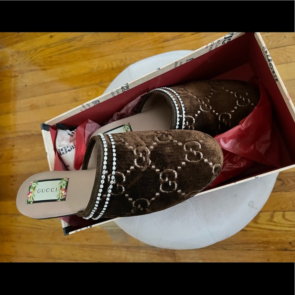 Gucci shoes
